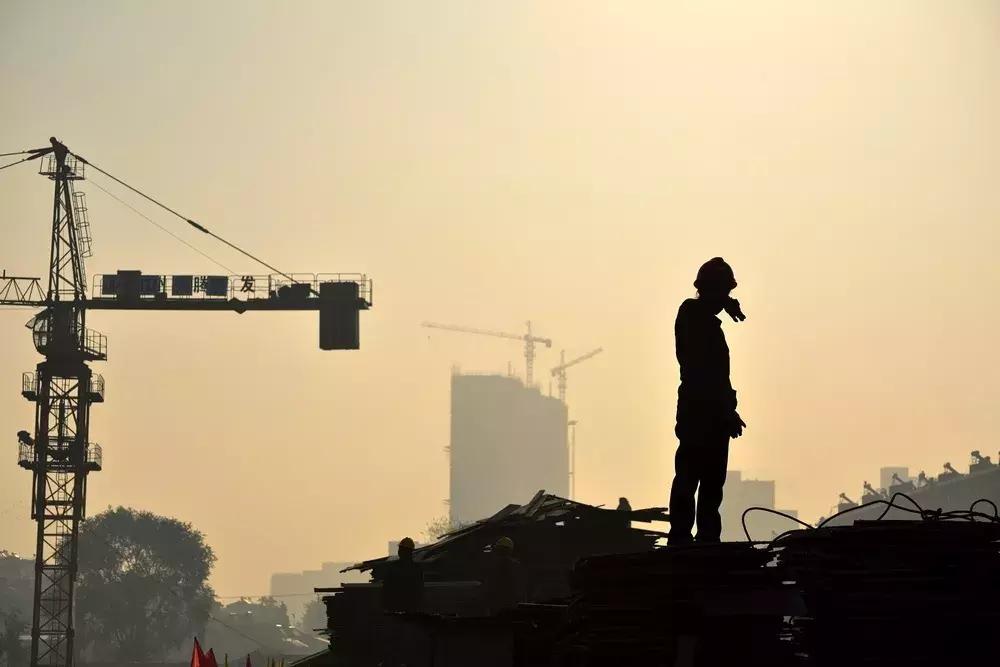 最新人工费调整文件，背景、影响与时代地位分析