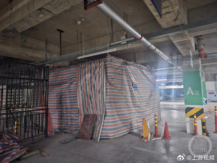 成都小区承重柱不达标拆除事件，建筑安全与科普探讨的重要性