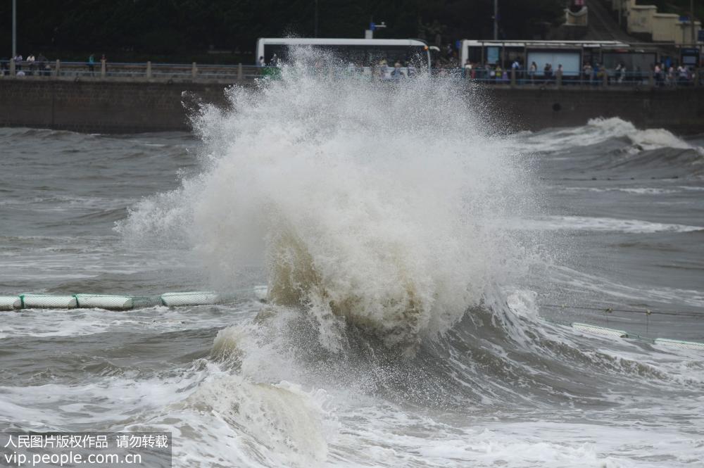 全国多地惊现大海潮现象，原因揭秘