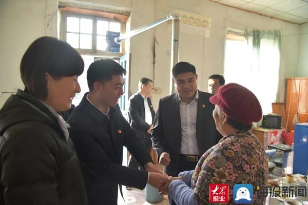 最新款棉服，冬日暖心相遇，时尚与保暖的邂逅
